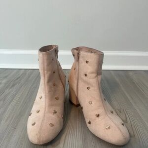 Bar III Blush Heart-Stud Suede Ankle Booties